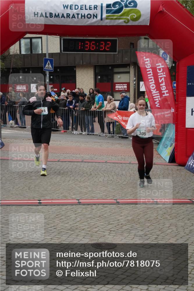 04.05.2025 - 8. Wedeler Halbmarathon Felixshl http://msf.ph/oto/7818075 04.05.2025 11:36:30 Ziel 31, 305, 397, 563, 815 meine-sportfotos.de