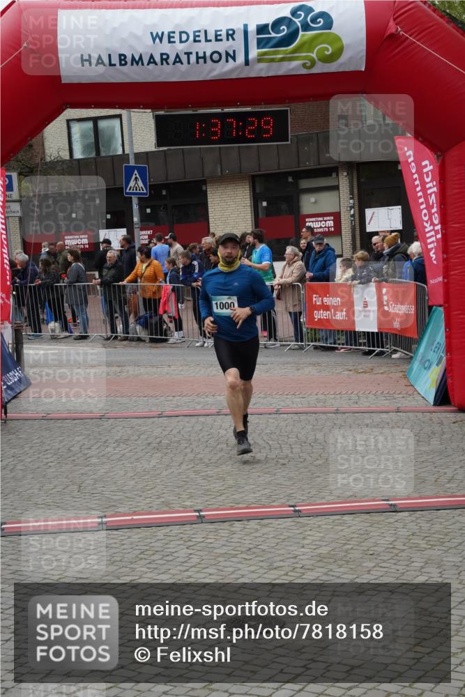 04.05.2025 - 8. Wedeler Halbmarathon Felixshl http://msf.ph/oto/7818158 04.05.2025 11:37:27 Ziel 1000, 1165 meine-sportfotos.de