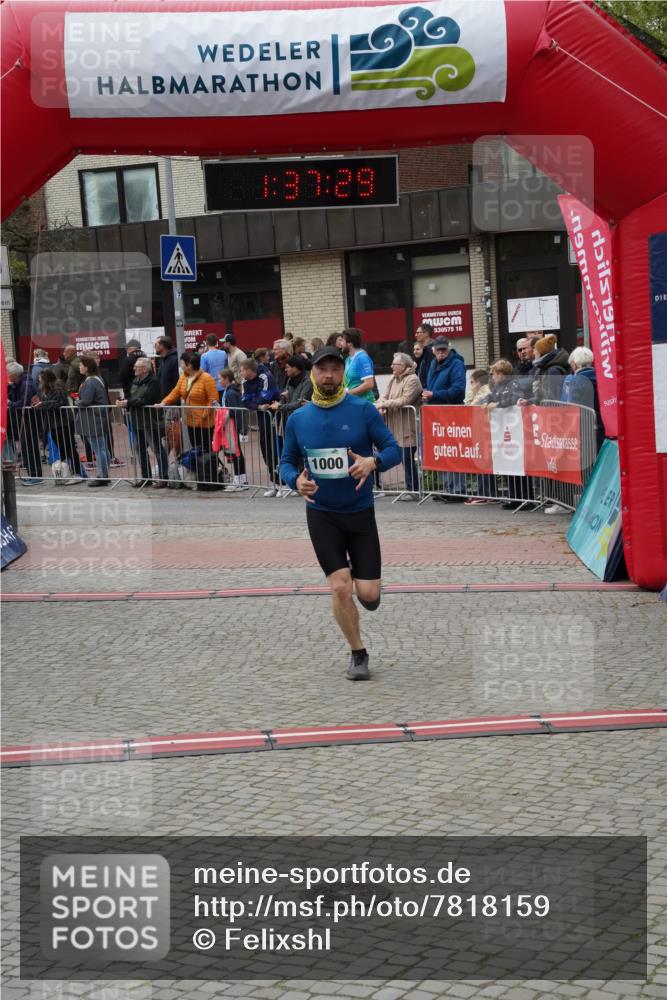 04.05.2025 - 8. Wedeler Halbmarathon Felixshl http://msf.ph/oto/7818159 04.05.2025 11:37:27 Ziel 1000, 1165 meine-sportfotos.de