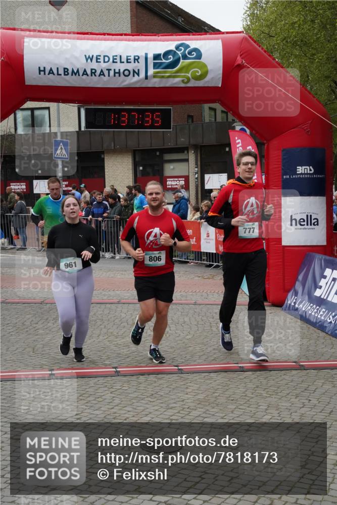 04.05.2025 - 8. Wedeler Halbmarathon Felixshl http://msf.ph/oto/7818173 04.05.2025 11:37:33 Ziel 777, 806, 889, 961, 1000, 1165 meine-sportfotos.de