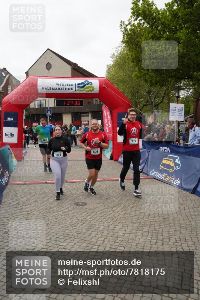 04.05.2025 - 8. Wedeler Halbmarathon Felixshl http://msf.ph/oto/7818175 04.05.2025 11:37:34 Ziel 436, 777, 806, 889, 961, 1165, 1175 meine-sportfotos.de