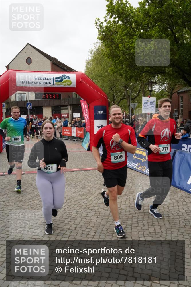04.05.2025 - 8. Wedeler Halbmarathon Felixshl http://msf.ph/oto/7818181 04.05.2025 11:37:35 Ziel 436, 777, 806, 889, 961, 1165, 1175 meine-sportfotos.de