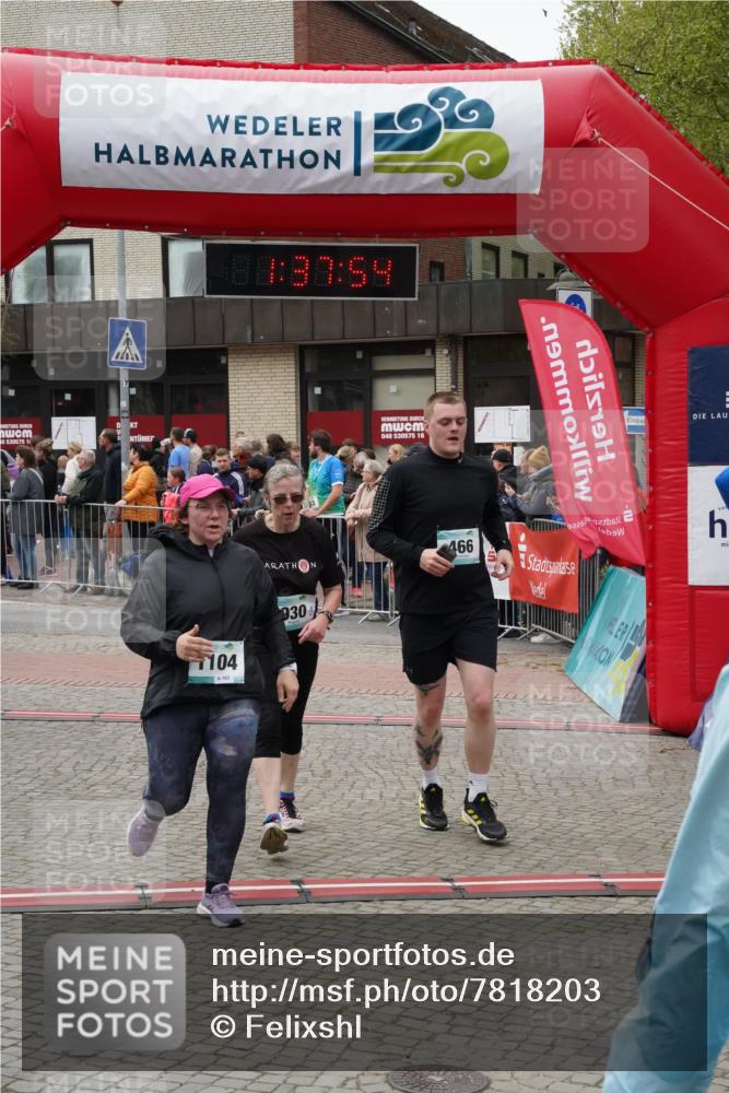 04.05.2025 - 8. Wedeler Halbmarathon Felixshl http://msf.ph/oto/7818203 04.05.2025 11:37:52 Ziel 82, 147, 164, 374, 466, 752, 930, 1104 meine-sportfotos.de