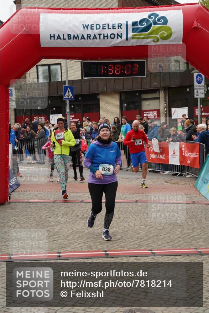 04.05.2025 - 8. Wedeler Halbmarathon Felixshl http://msf.ph/oto/7818214 04.05.2025 11:38:01 Ziel 86, 794, 795, 800, 838, 1194 meine-sportfotos.de