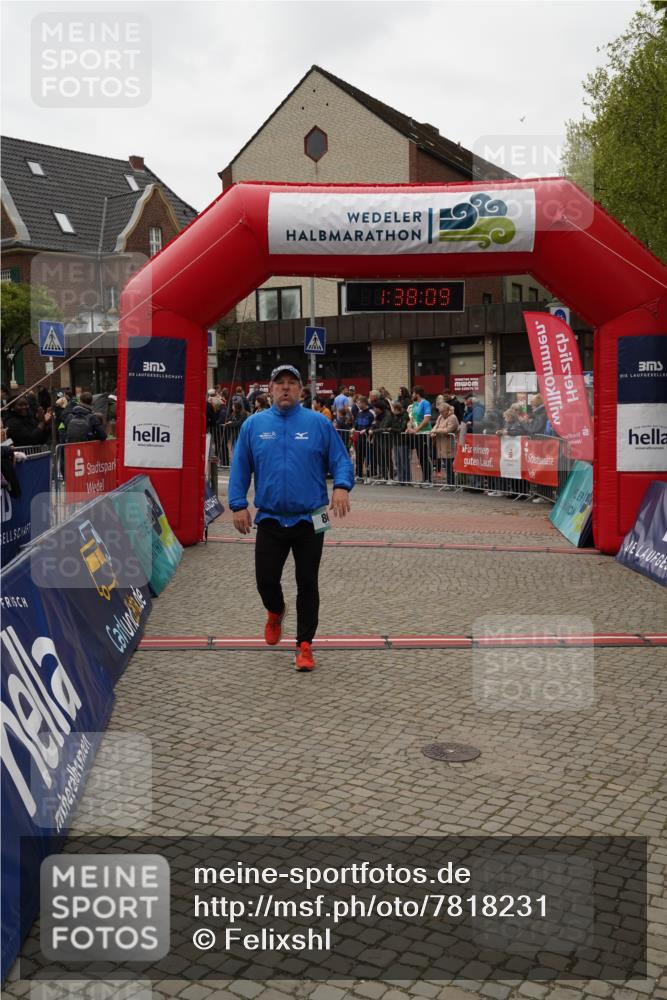 04.05.2025 - 8. Wedeler Halbmarathon Felixshl http://msf.ph/oto/7818231 04.05.2025 11:38:07 Ziel 86, 794, 795, 800, 1194 meine-sportfotos.de