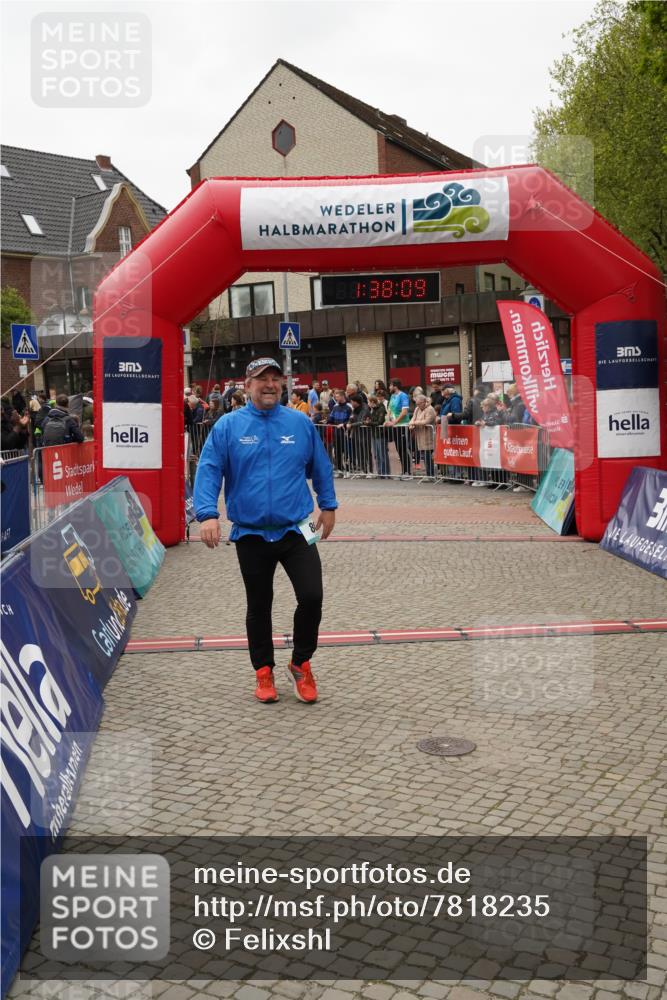 04.05.2025 - 8. Wedeler Halbmarathon Felixshl http://msf.ph/oto/7818235 04.05.2025 11:38:07 Ziel 86, 794, 795, 800, 1194 meine-sportfotos.de