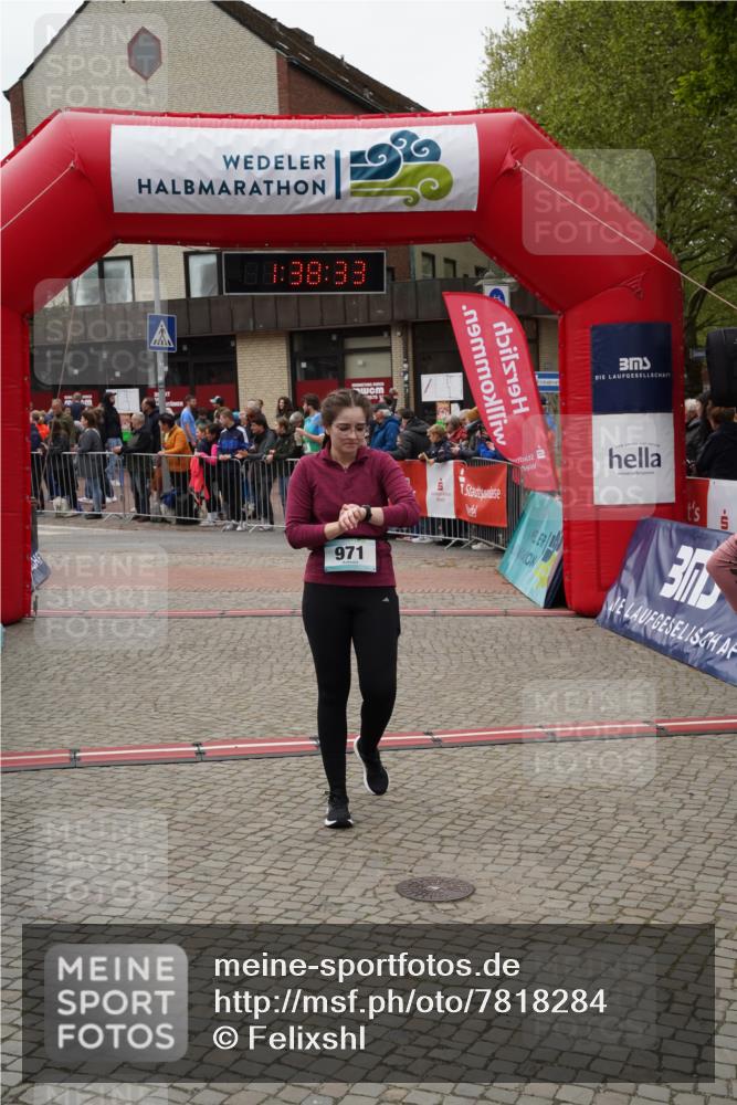 04.05.2025 - 8. Wedeler Halbmarathon Felixshl http://msf.ph/oto/7818284 04.05.2025 11:38:31 Ziel 524, 769, 789, 971 meine-sportfotos.de