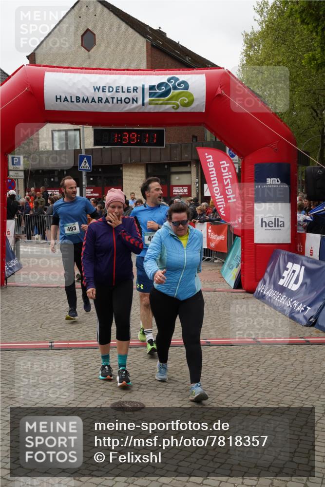 04.05.2025 - 8. Wedeler Halbmarathon Felixshl http://msf.ph/oto/7818357 04.05.2025 11:39:09 Ziel 72, 73, 170, 493, 496, 592, 835, 1047, 1049 meine-sportfotos.de