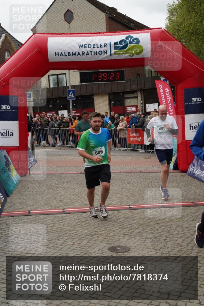 04.05.2025 - 8. Wedeler Halbmarathon Felixshl http://msf.ph/oto/7818374 04.05.2025 11:39:21 Ziel 89, 199, 495, 607, 886 meine-sportfotos.de