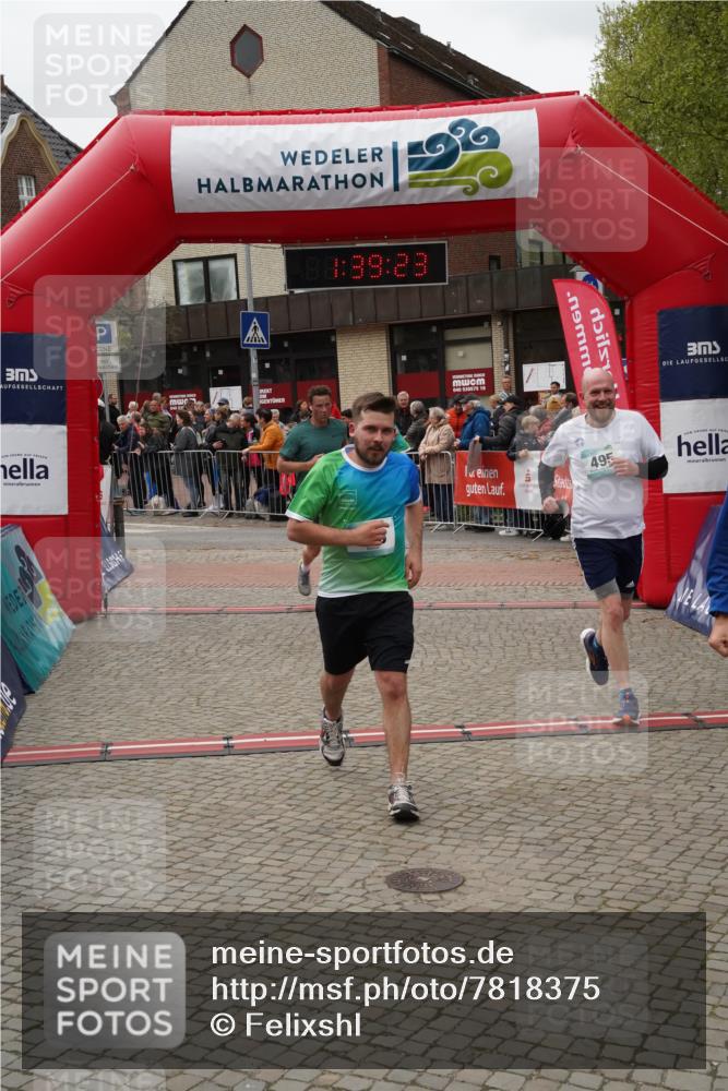 04.05.2025 - 8. Wedeler Halbmarathon Felixshl http://msf.ph/oto/7818375 04.05.2025 11:39:21 Ziel 89, 199, 495, 607, 886 meine-sportfotos.de