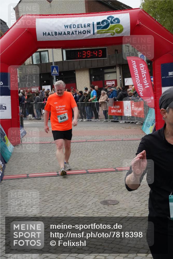 04.05.2025 - 8. Wedeler Halbmarathon Felixshl http://msf.ph/oto/7818398 04.05.2025 11:39:41 Ziel 334, 406, 670, 848 meine-sportfotos.de
