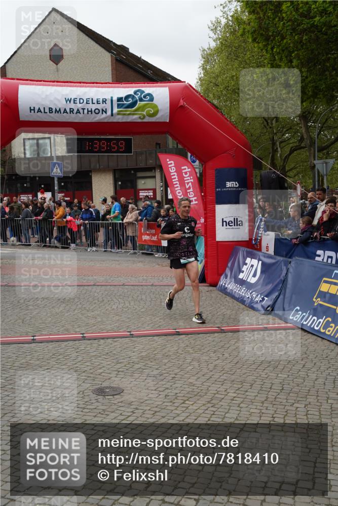 04.05.2025 - 8. Wedeler Halbmarathon Felixshl http://msf.ph/oto/7818410 04.05.2025 11:39:57 Ziel 152, 547 meine-sportfotos.de