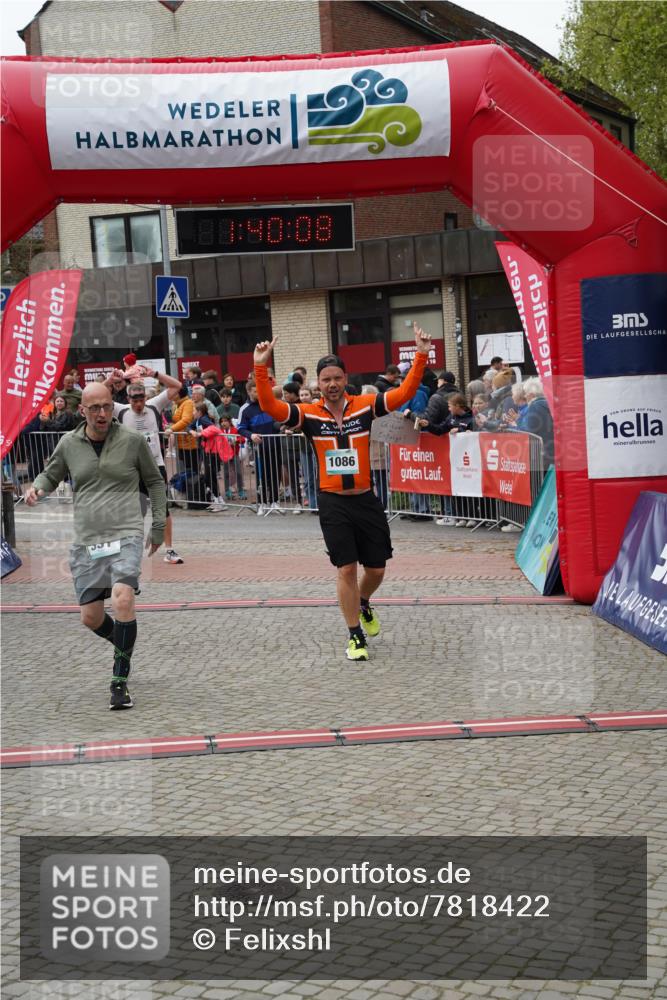 04.05.2025 - 8. Wedeler Halbmarathon Felixshl http://msf.ph/oto/7818422 04.05.2025 11:40:06 Ziel 331, 624 meine-sportfotos.de