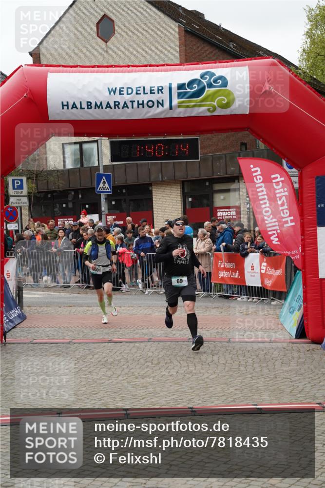 04.05.2025 - 8. Wedeler Halbmarathon Felixshl http://msf.ph/oto/7818435 04.05.2025 11:40:12 Ziel 69, 624, 1001 meine-sportfotos.de