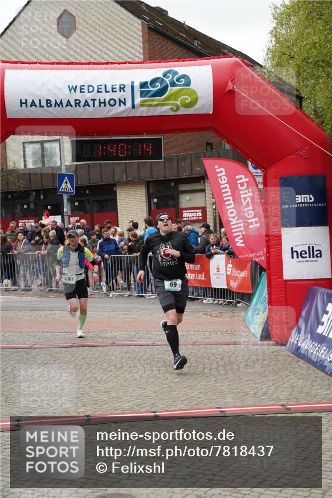 04.05.2025 - 8. Wedeler Halbmarathon Felixshl http://msf.ph/oto/7818437 04.05.2025 11:40:12 Ziel 69, 624, 1001 meine-sportfotos.de