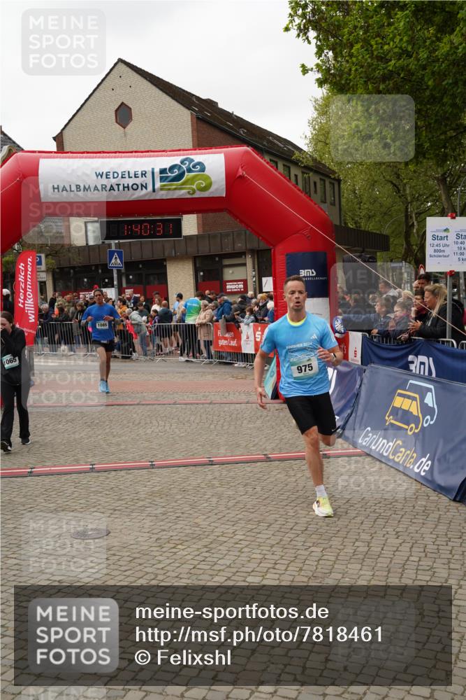 04.05.2025 - 8. Wedeler Halbmarathon Felixshl http://msf.ph/oto/7818461 04.05.2025 11:40:29 Ziel 975, 1009, 1065, 1085 meine-sportfotos.de