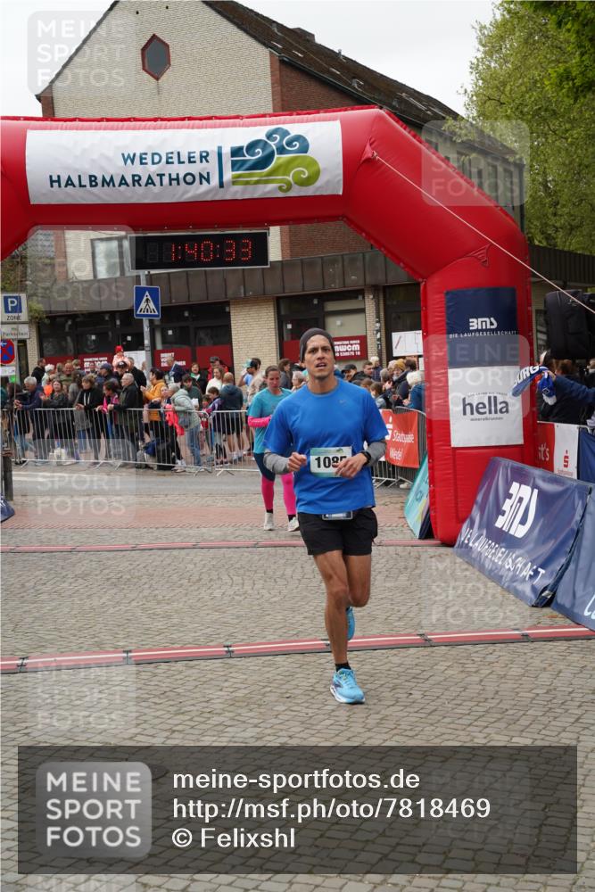 04.05.2025 - 8. Wedeler Halbmarathon Felixshl http://msf.ph/oto/7818469 04.05.2025 11:40:31 Ziel 975, 1009, 1065, 1085 meine-sportfotos.de