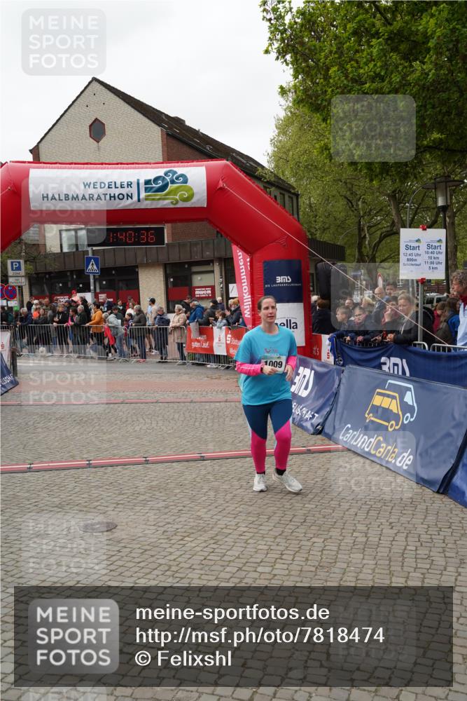 04.05.2025 - 8. Wedeler Halbmarathon Felixshl http://msf.ph/oto/7818474 04.05.2025 11:40:34 Ziel 975, 1009, 1085 meine-sportfotos.de