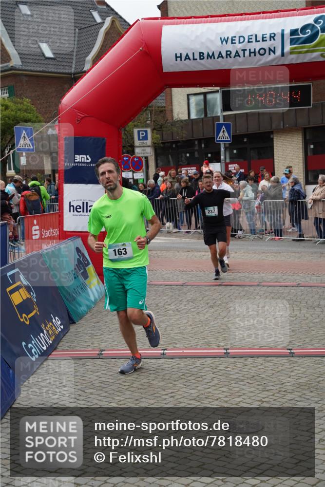 04.05.2025 - 8. Wedeler Halbmarathon Felixshl http://msf.ph/oto/7818480 04.05.2025 11:40:42 Ziel 163, 237, 779 meine-sportfotos.de