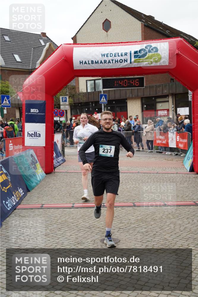 04.05.2025 - 8. Wedeler Halbmarathon Felixshl http://msf.ph/oto/7818491 04.05.2025 11:40:44 Ziel 163, 237, 779 meine-sportfotos.de