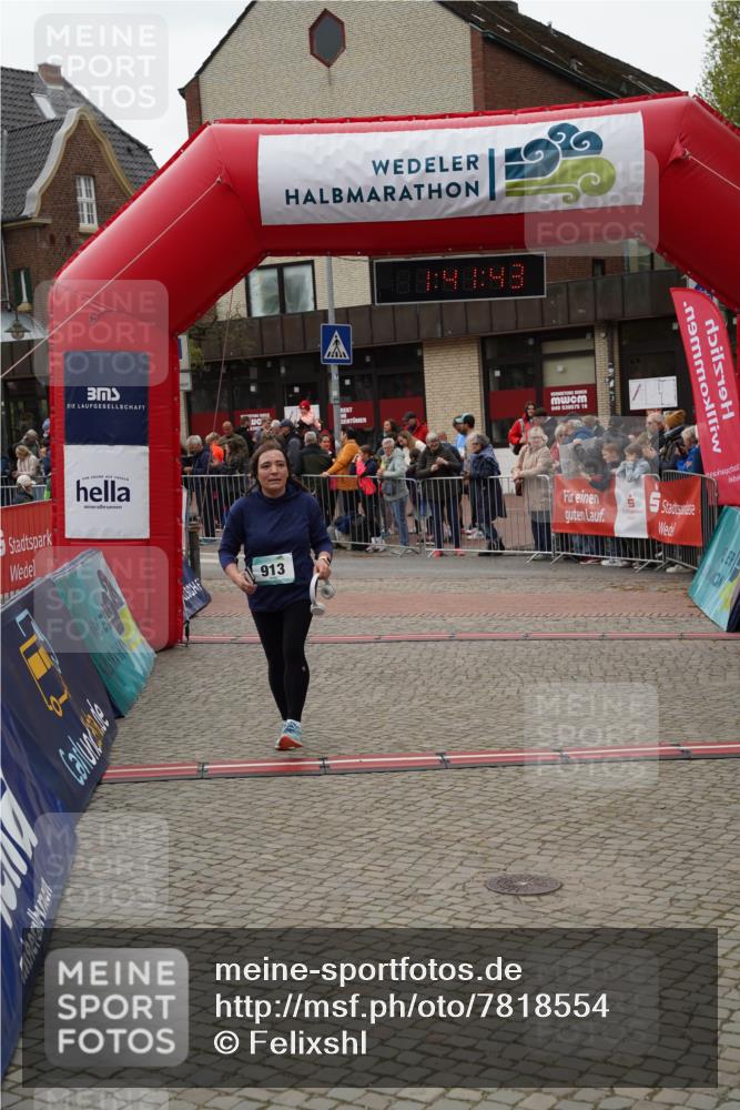 04.05.2025 - 8. Wedeler Halbmarathon Felixshl http://msf.ph/oto/7818554 04.05.2025 11:41:41 Ziel 913 meine-sportfotos.de