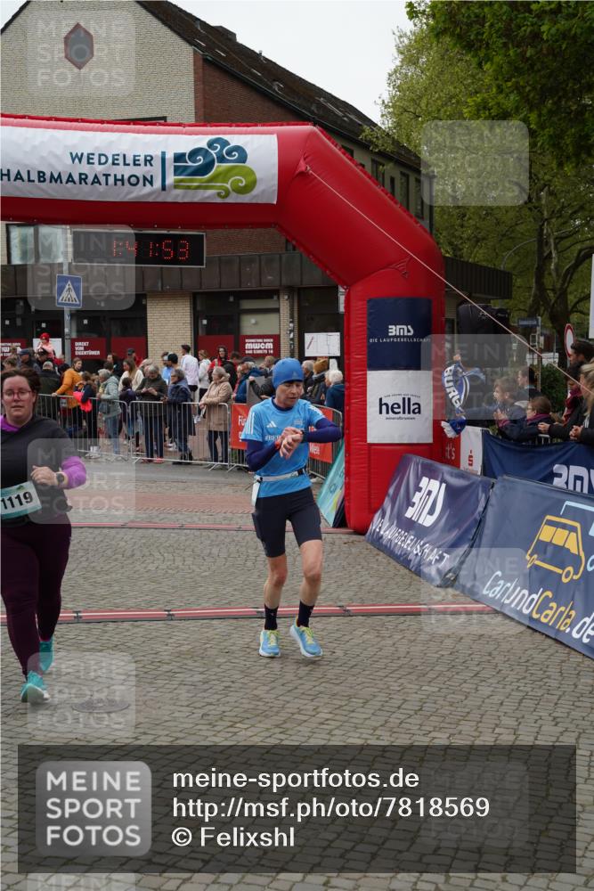 04.05.2025 - 8. Wedeler Halbmarathon Felixshl http://msf.ph/oto/7818569 04.05.2025 11:41:51 Ziel 8, 302, 706, 1119 meine-sportfotos.de