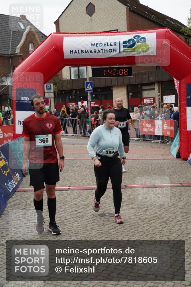 04.05.2025 - 8. Wedeler Halbmarathon Felixshl http://msf.ph/oto/7818605 04.05.2025 11:42:06 Ziel 116, 191, 267, 365, 389, 1051, 1142 meine-sportfotos.de