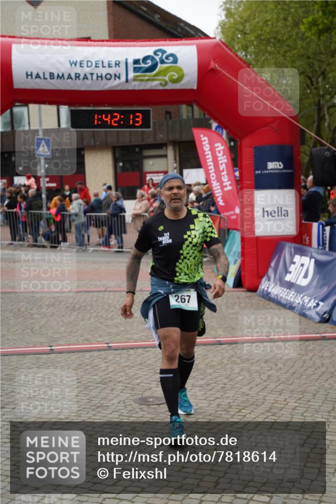 04.05.2025 - 8. Wedeler Halbmarathon Felixshl http://msf.ph/oto/7818614 04.05.2025 11:42:11 Ziel 116, 267 meine-sportfotos.de