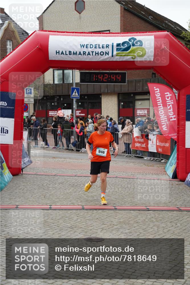 04.05.2025 - 8. Wedeler Halbmarathon Felixshl http://msf.ph/oto/7818649 04.05.2025 11:42:42 Ziel 946 meine-sportfotos.de