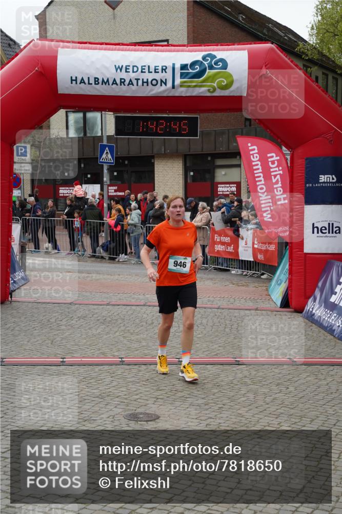 04.05.2025 - 8. Wedeler Halbmarathon Felixshl http://msf.ph/oto/7818650 04.05.2025 11:42:43 Ziel 946 meine-sportfotos.de