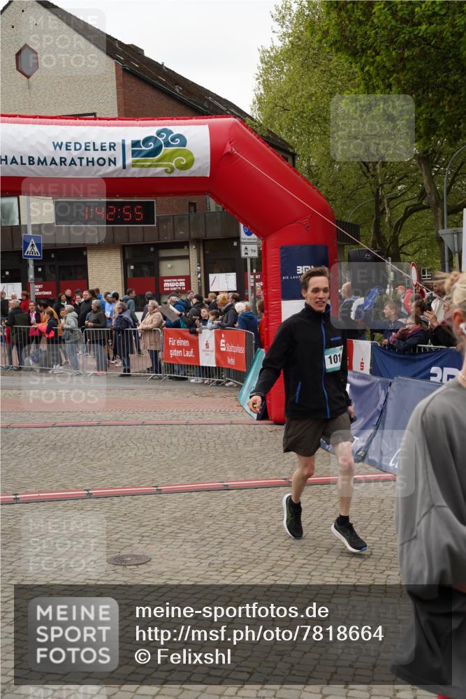 04.05.2025 - 8. Wedeler Halbmarathon Felixshl http://msf.ph/oto/7818664 04.05.2025 11:42:53 Ziel 991, 1014 meine-sportfotos.de