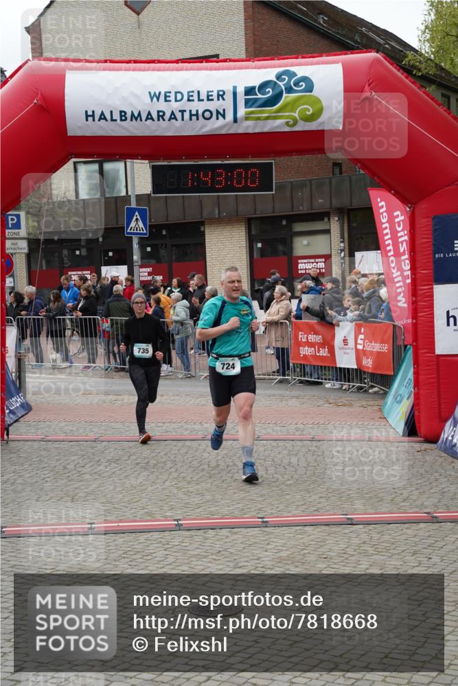 04.05.2025 - 8. Wedeler Halbmarathon Felixshl http://msf.ph/oto/7818668 04.05.2025 11:42:58 Ziel 724, 1014 meine-sportfotos.de