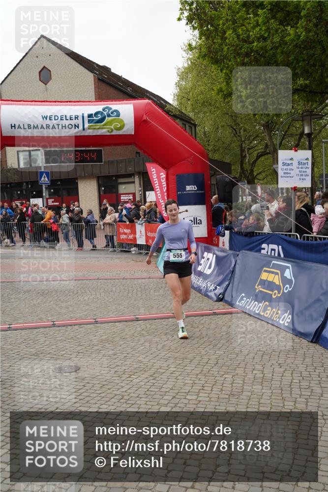 04.05.2025 - 8. Wedeler Halbmarathon Felixshl http://msf.ph/oto/7818738 04.05.2025 11:43:42 Ziel 175, 555, 882 meine-sportfotos.de