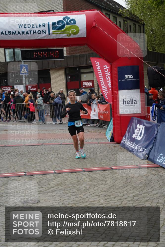 04.05.2025 - 8. Wedeler Halbmarathon Felixshl http://msf.ph/oto/7818817 04.05.2025 11:44:38 Ziel 402 meine-sportfotos.de