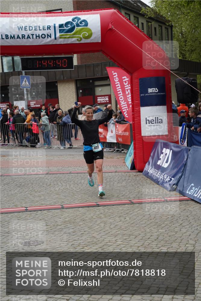 04.05.2025 - 8. Wedeler Halbmarathon Felixshl http://msf.ph/oto/7818818 04.05.2025 11:44:38 Ziel 402 meine-sportfotos.de
