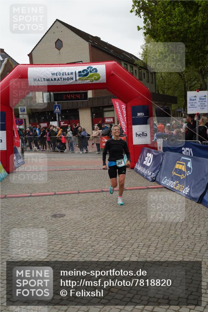 04.05.2025 - 8. Wedeler Halbmarathon Felixshl http://msf.ph/oto/7818820 04.05.2025 11:44:38 Ziel 402 meine-sportfotos.de