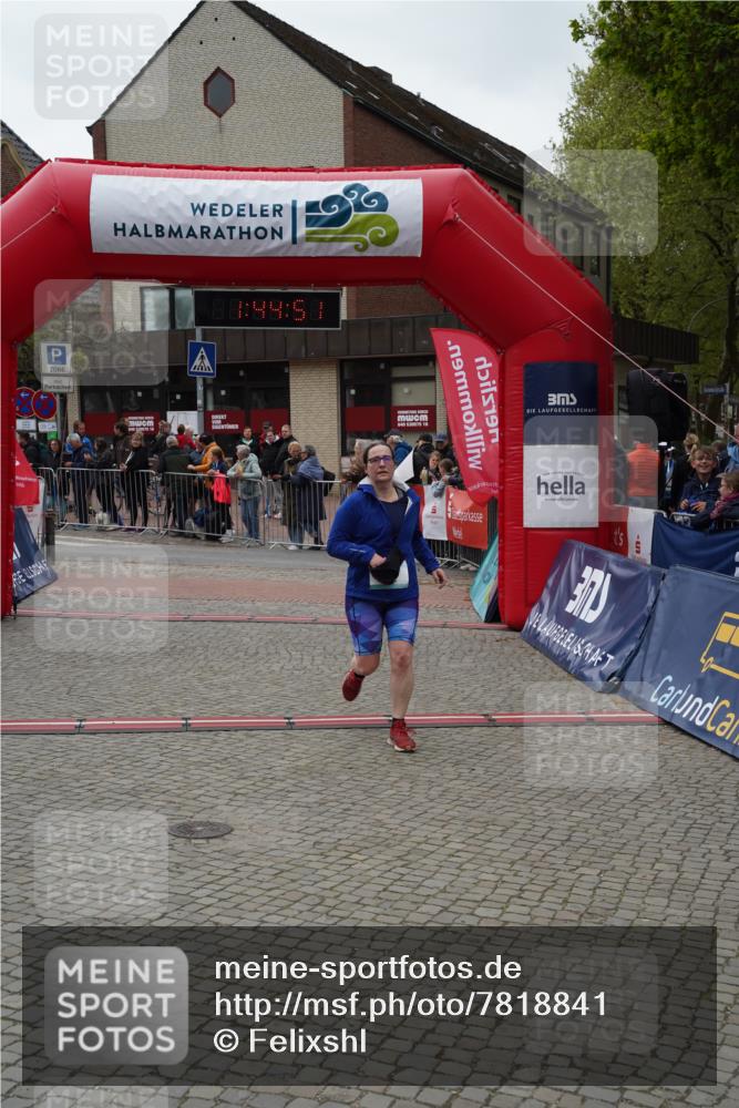 04.05.2025 - 8. Wedeler Halbmarathon Felixshl http://msf.ph/oto/7818841 04.05.2025 11:44:49 Ziel 39, 209 meine-sportfotos.de