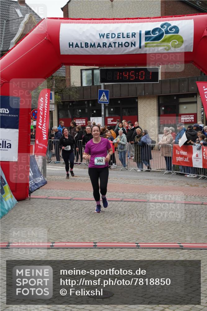 04.05.2025 - 8. Wedeler Halbmarathon Felixshl http://msf.ph/oto/7818850 04.05.2025 11:44:59 Ziel 392, 421, 714 meine-sportfotos.de