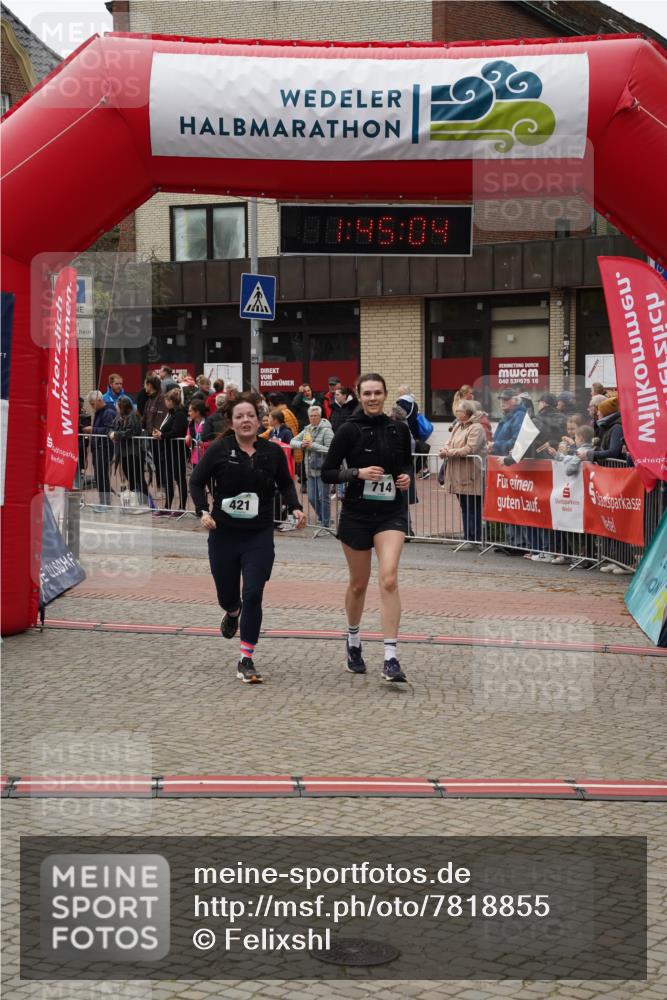 04.05.2025 - 8. Wedeler Halbmarathon Felixshl http://msf.ph/oto/7818855 04.05.2025 11:45:02 Ziel 392, 421, 714 meine-sportfotos.de