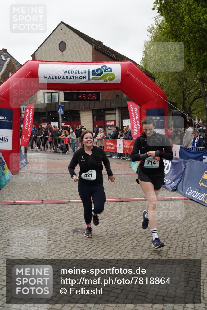 04.05.2025 - 8. Wedeler Halbmarathon Felixshl http://msf.ph/oto/7818864 04.05.2025 11:45:04 Ziel 392, 421, 714 meine-sportfotos.de