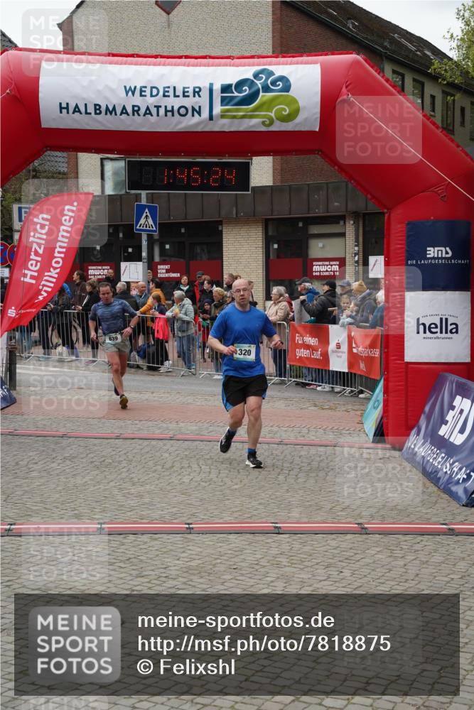 04.05.2025 - 8. Wedeler Halbmarathon Felixshl http://msf.ph/oto/7818875 04.05.2025 11:45:22 Ziel 320, 639 meine-sportfotos.de