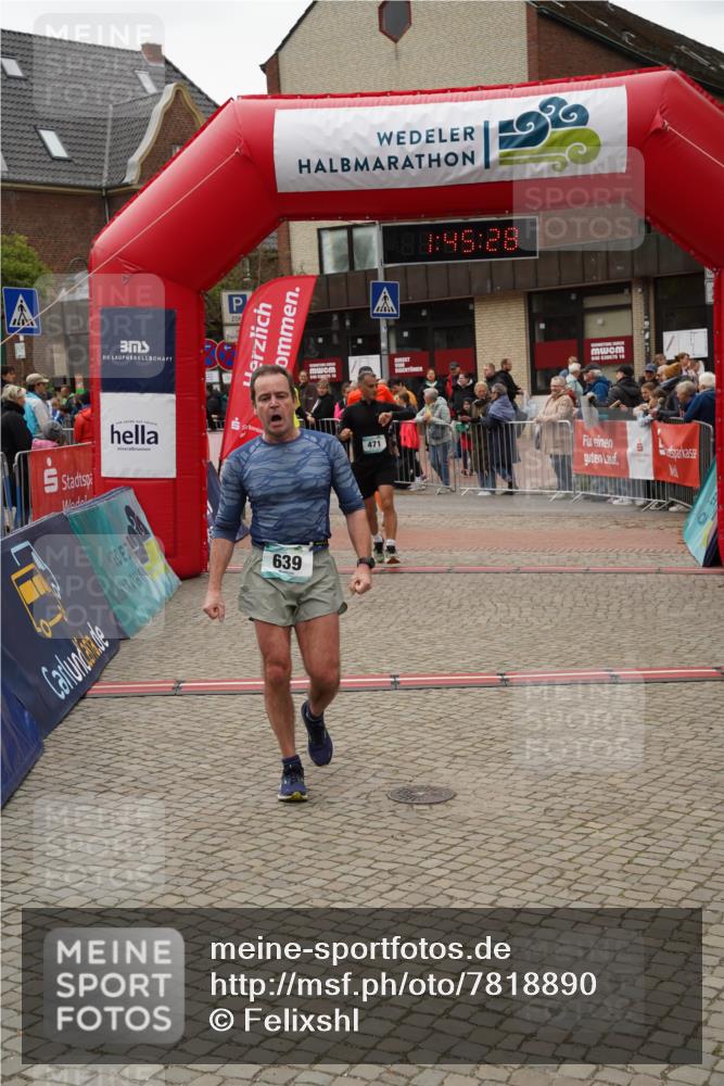 04.05.2025 - 8. Wedeler Halbmarathon Felixshl http://msf.ph/oto/7818890 04.05.2025 11:45:26 Ziel 320, 471, 639, 808, 1120 meine-sportfotos.de