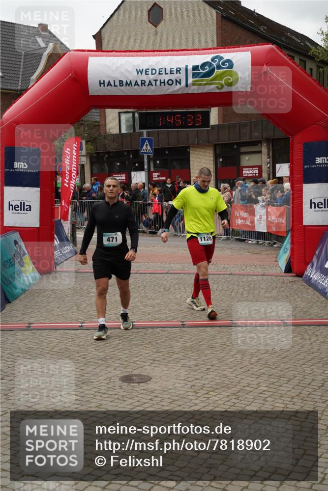 04.05.2025 - 8. Wedeler Halbmarathon Felixshl http://msf.ph/oto/7818902 04.05.2025 11:45:31 Ziel 471, 808, 1120 meine-sportfotos.de