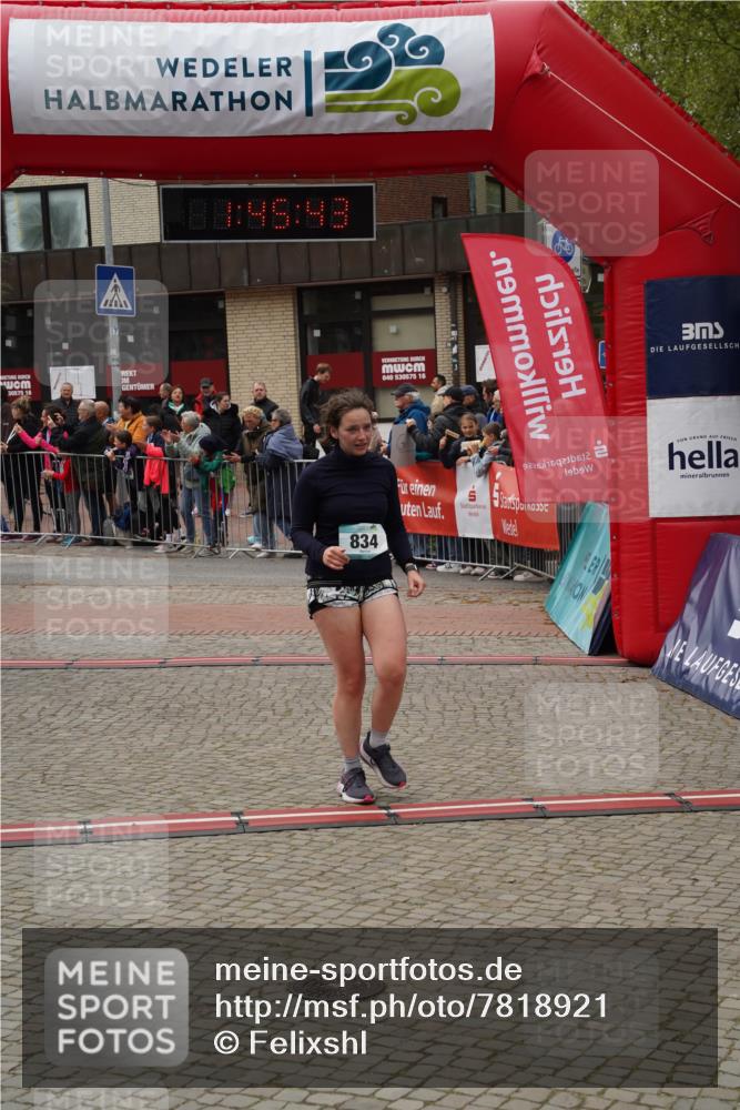 04.05.2025 - 8. Wedeler Halbmarathon Felixshl http://msf.ph/oto/7818921 04.05.2025 11:45:41 Ziel 67, 576, 834 meine-sportfotos.de