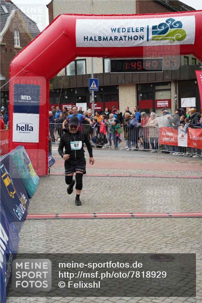 04.05.2025 - 8. Wedeler Halbmarathon Felixshl http://msf.ph/oto/7818929 04.05.2025 11:45:45 Ziel 21, 67, 292, 834 meine-sportfotos.de