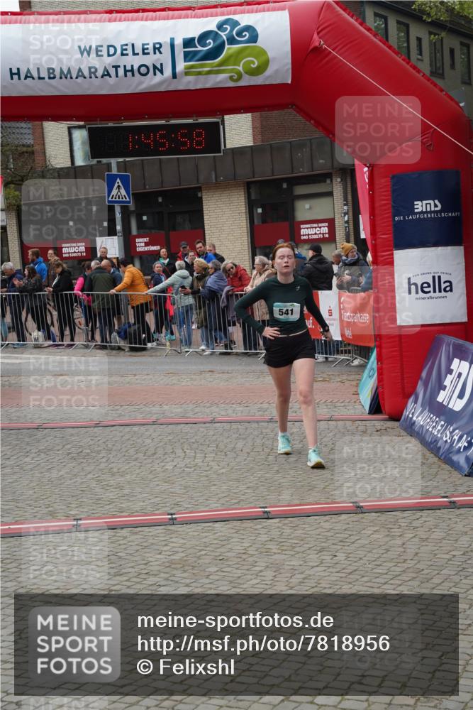 04.05.2025 - 8. Wedeler Halbmarathon Felixshl http://msf.ph/oto/7818956 04.05.2025 11:45:56 Ziel 541, 1179 meine-sportfotos.de