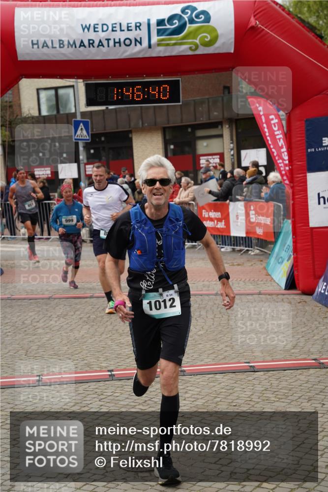 04.05.2025 - 8. Wedeler Halbmarathon Felixshl http://msf.ph/oto/7818992 04.05.2025 11:46:38 Ziel 851, 855, 945, 999, 1012 meine-sportfotos.de