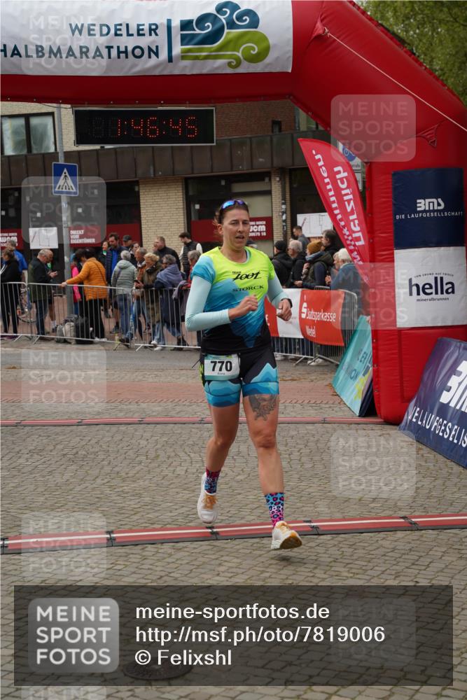 04.05.2025 - 8. Wedeler Halbmarathon Felixshl http://msf.ph/oto/7819006 04.05.2025 11:46:43 Ziel 770, 851, 855, 999 meine-sportfotos.de