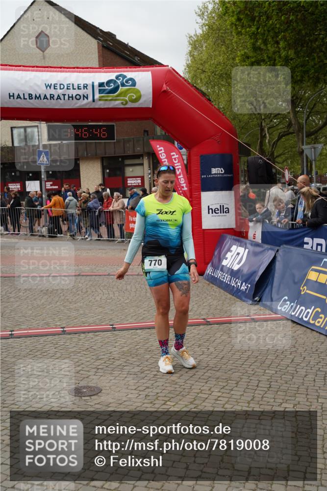 04.05.2025 - 8. Wedeler Halbmarathon Felixshl http://msf.ph/oto/7819008 04.05.2025 11:46:44 Ziel 487, 770, 851, 855, 999 meine-sportfotos.de