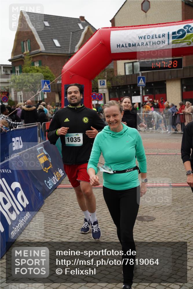 04.05.2025 - 8. Wedeler Halbmarathon Felixshl http://msf.ph/oto/7819064 04.05.2025 11:47:26 Ziel 51, 85, 1031, 1035, 1114, 1159 meine-sportfotos.de
